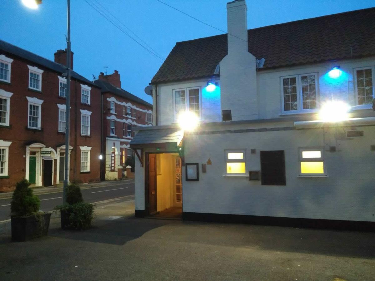 The Tiger - Formerly Cassia Rooms Worksop Exteriér fotografie